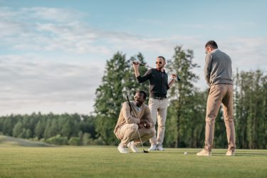 【ビジネスマン向け】ゴルフ接待をおすすめする5つの理由とは？